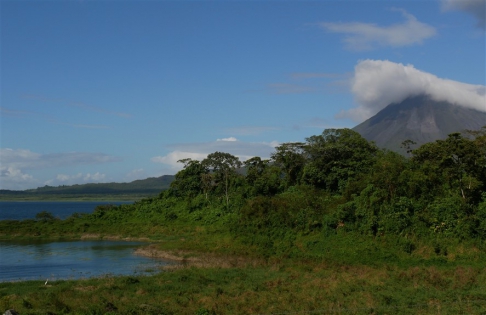 lac ARENAL 